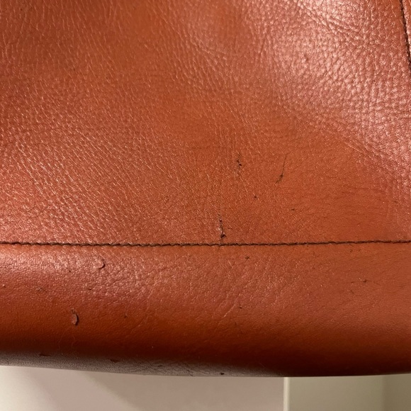 Madewell Leather Convertible Tote + Two Extra Straps - Picture 8 of 10